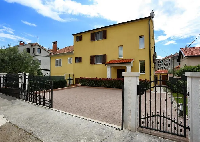 Apartments Ivana - Iva
