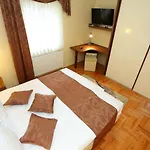 Apartments Ivana - Iva